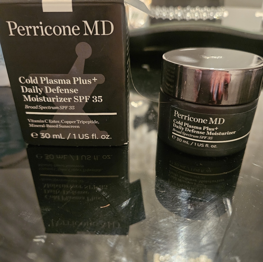 Perricone MD cold plasma plus daily defense moisturizer SPF 35